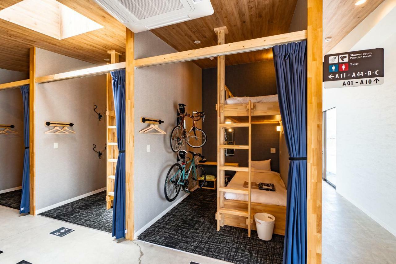 I-Link Hostel & Cafe Shimanami Imabari Railway Station Екстериор снимка